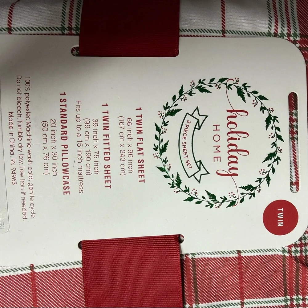 2 Red and White Plaid Twin bedsheets Sheet Set - Picture 3 of 6